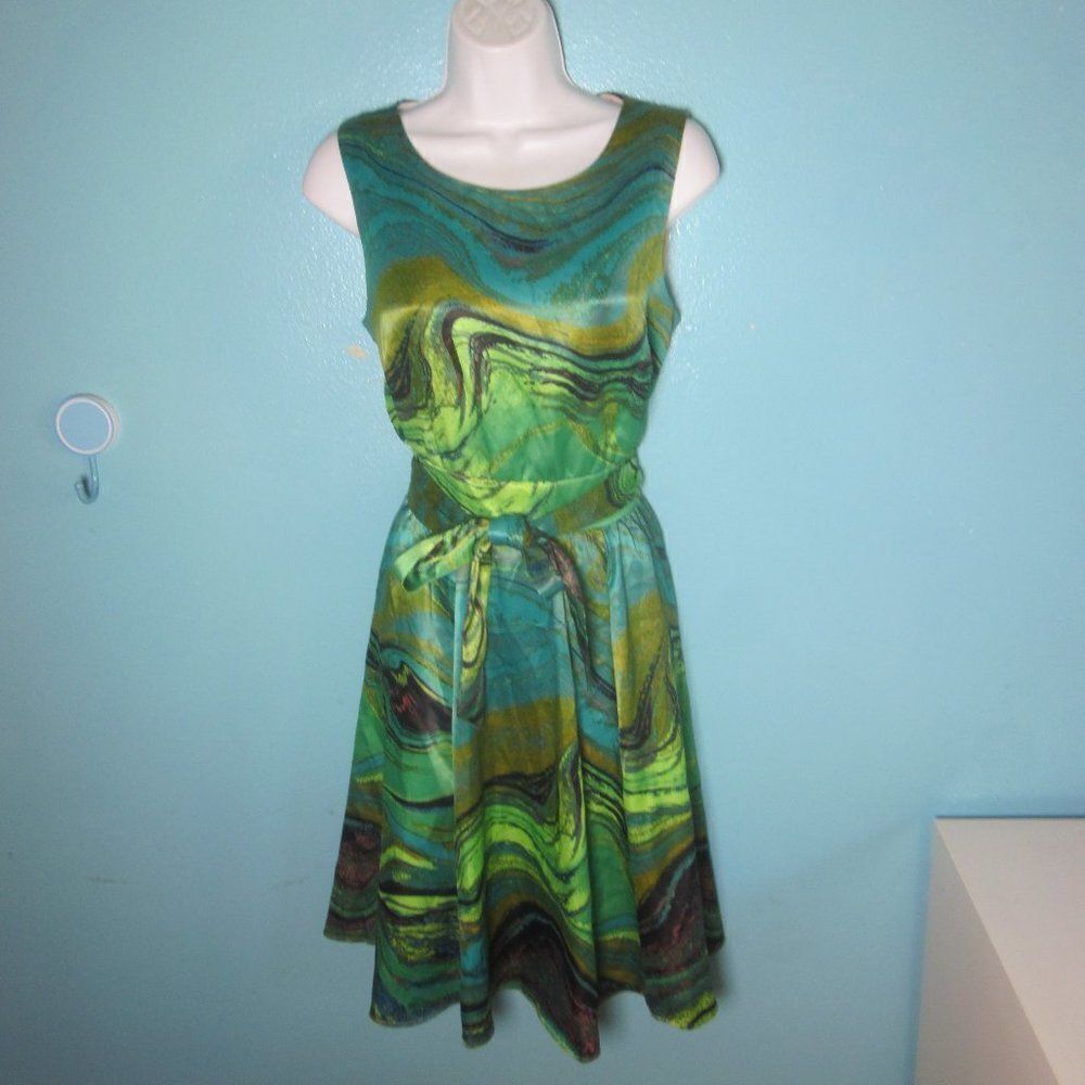 Le Bos Womens Size 8 Green Fit & Flare Dress Sleeveless w/Tie & Rear Zip